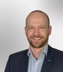 Enrico Schulz, Aareon