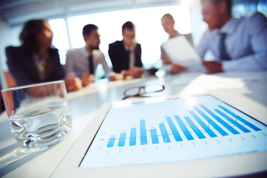 Menschen Büro Tablet Meeting Statistik Menschen Büro Tablet Meeting Statistik