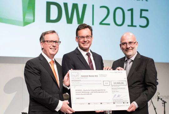 DESWOS-Spendenübergabe 2015
