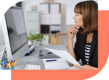 Woman-PC-Coral-AdobeStock-92516494-2