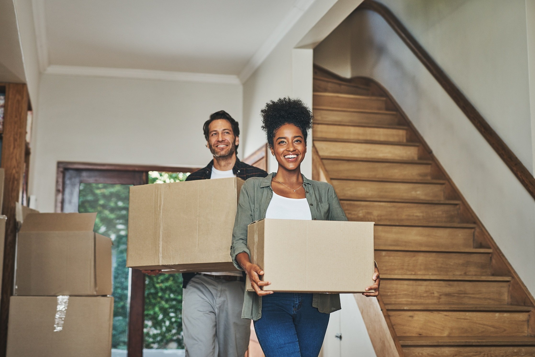 Two_People_Moving_AdobeStock_601874987