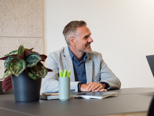 108_20240911_STW_EM226881